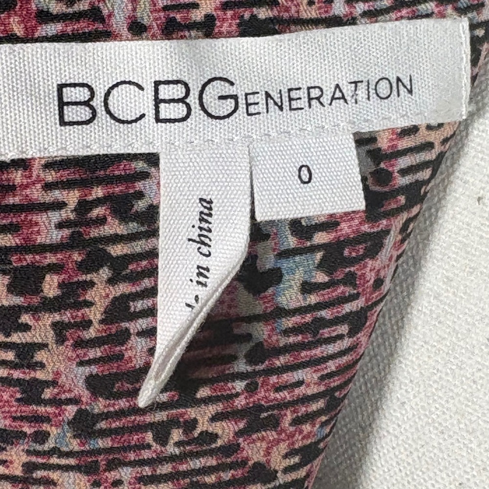 Bcbgeneration Pink Abstract Dash Flutter Sleeve C… - image 8